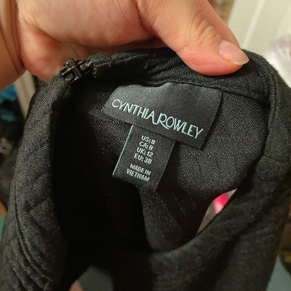 CYNTHIA ROWLEY QUILTED BLACK SHIFT DRESS - Picture 4 of 5